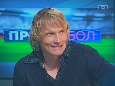 Смотреть онлайн Про футбол от 8.11.2010