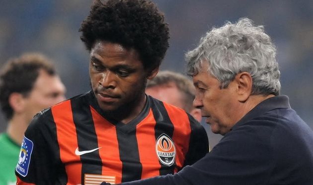 Луческу: "Адриано может составить пару форвардов с Ибрахимовичем"