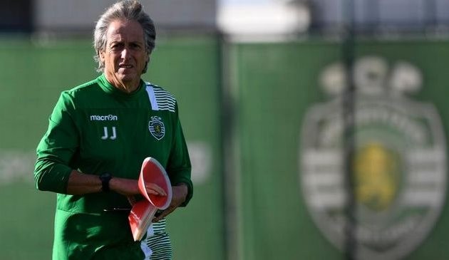 Спортинг без проблем справился с Легией