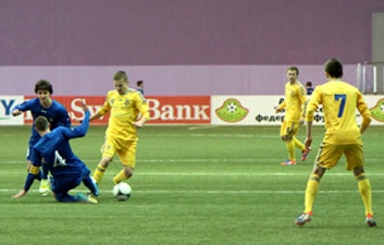 Сборная Украины U-17 побеждает Латвию